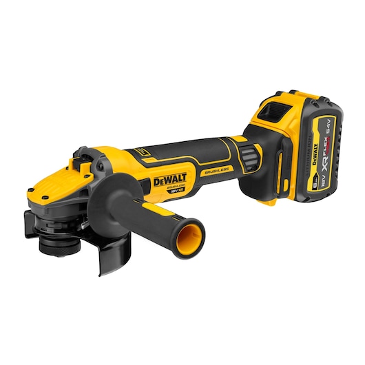 Angle view Brushless 18V XR 125mm cordless angle grinder with FlexVolt 6AH battery